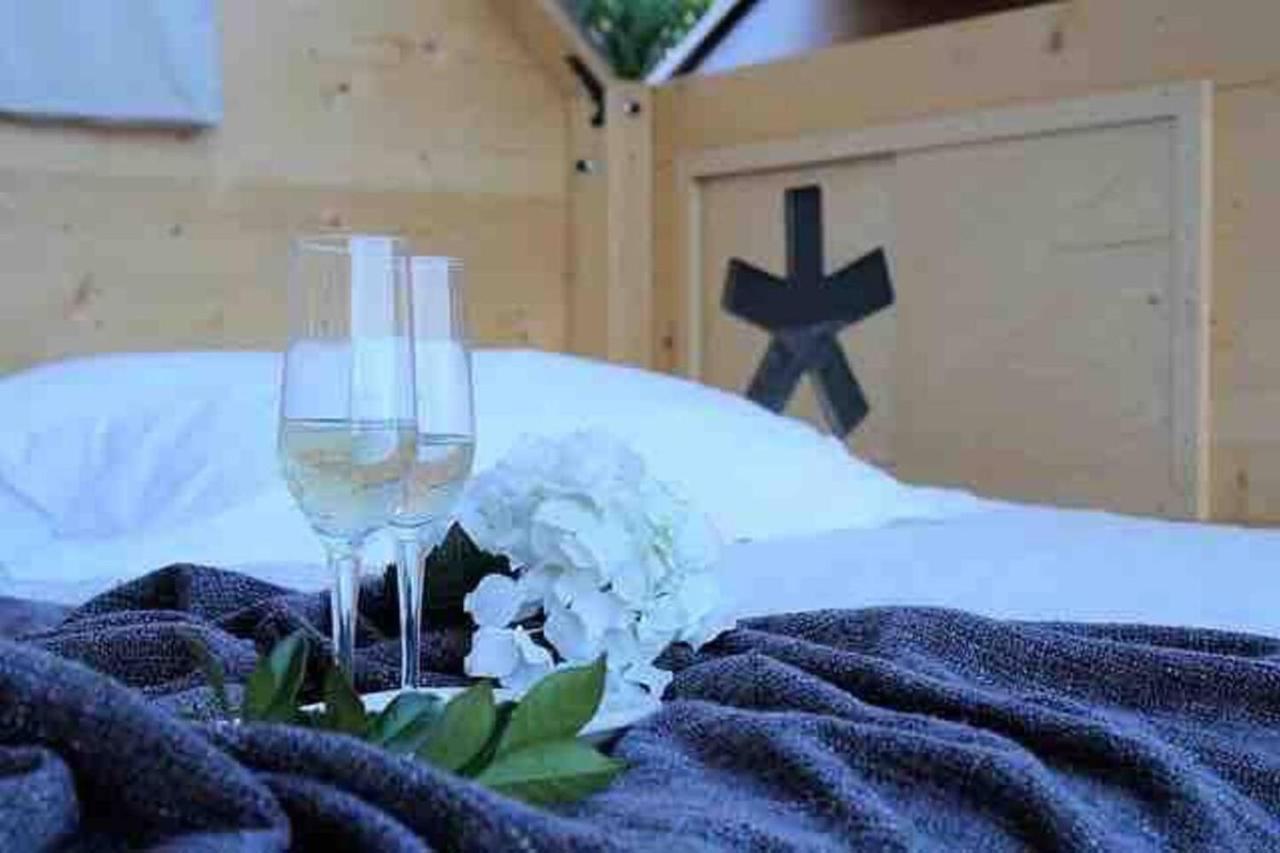 Отель Starsbox Jacuzzi Privata E Piscina Vista Mare Челле-Лигуре Экстерьер фото