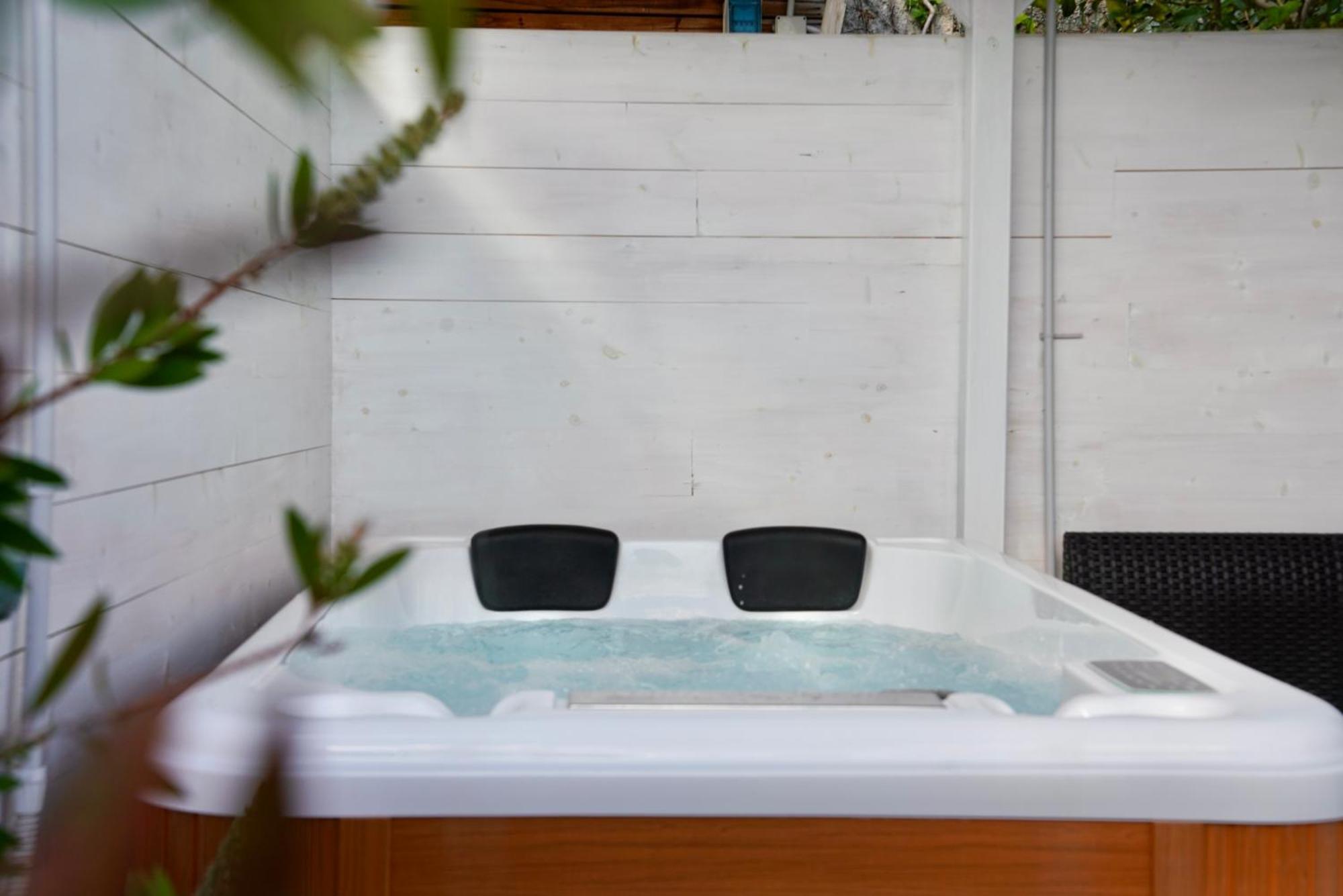 Отель Starsbox Jacuzzi Privata E Piscina Vista Mare Челле-Лигуре Экстерьер фото