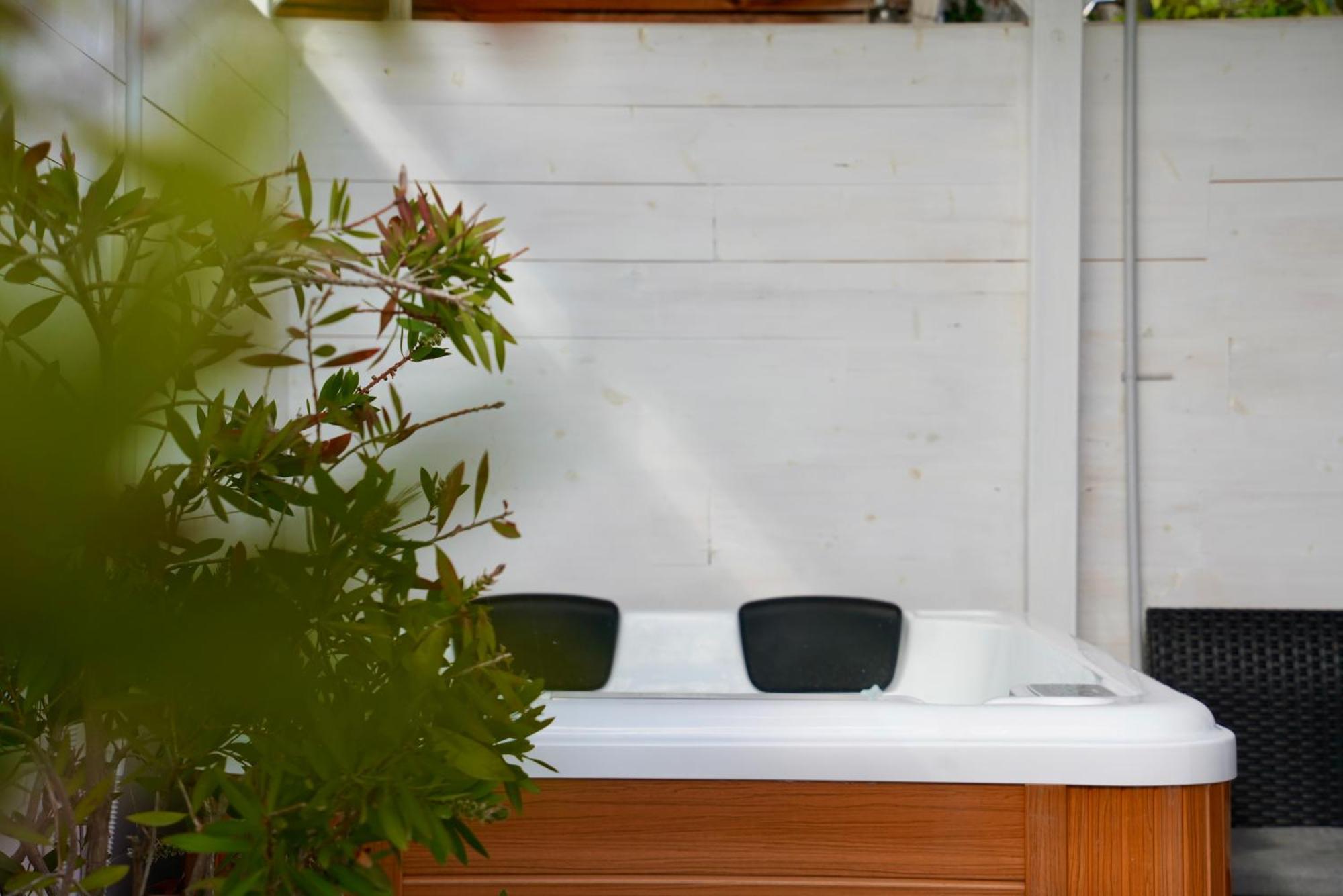 Отель Starsbox Jacuzzi Privata E Piscina Vista Mare Челле-Лигуре Экстерьер фото